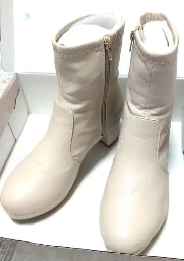 [ MAJESTIC LEGON ] 복슬복슬 스트레치 부츠 L 아이보리