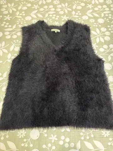 Petit Honfleur 그레이 베스트 L 사이즈