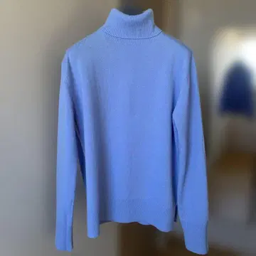 온워드 BEIGE, 터틀넥 니트