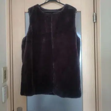 다크 브라운 퍼 베스트