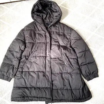 [미사용에 가까움] 아메리칸 홀릭 블랙 후드 부착 다운 자켓 L