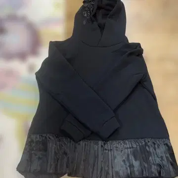 a la mode 프릴 달린 블랙 후드 트레이닝복