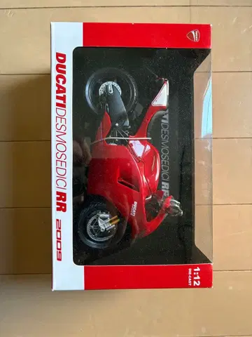 DUCATI DESMOSEDICI RR 2009 1/12