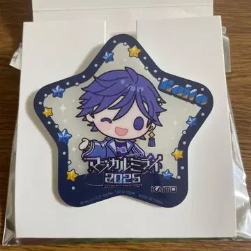 KAITO 매지컬 미라이 2025 축광 아크릴 배지