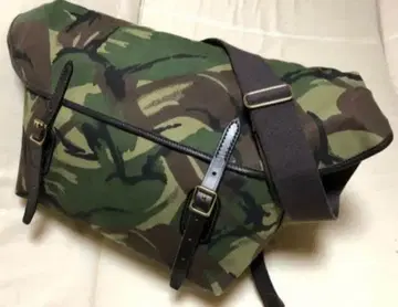 영국제 BRADY 브레디 카모 패턴 메신저 백 방수 숄더백