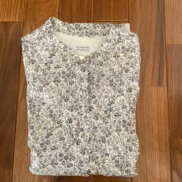 리버티 패턴 긴팔 셔츠 버튼 포함