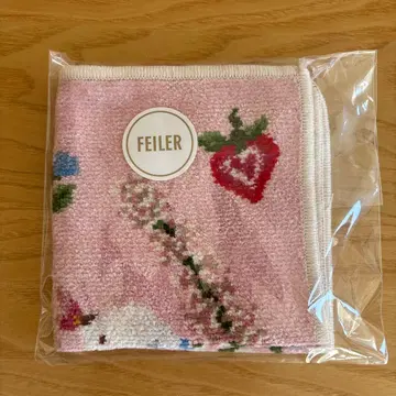 미사용 새상품 FEILER 페이 꽃무늬 스트로베리 손수건 핑크