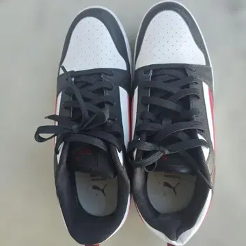 Puma 캐주얼 스니커즈 화이트/블랙/레드