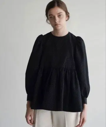 OHGA PATTERN BLOUSE 패턴 블라우스