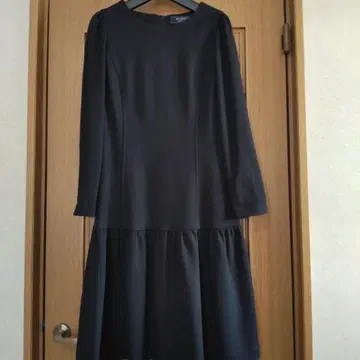 미사용 새상품 M'S GRACY 무릎 기장 원피스