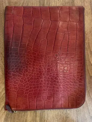 일비종떼 클러치백 크로커다일 패턴