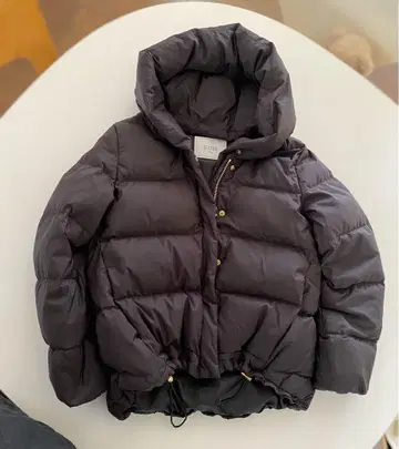 슬로브 이에나 블랙 다운 자켓 새상품급