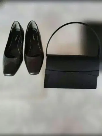 도쿄 IGIN 블랙 포멀 백 & 펌프스