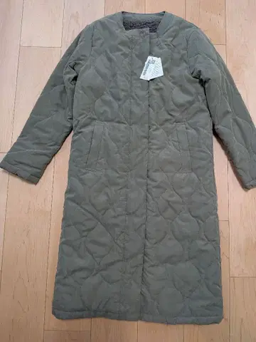 coca 퀼팅 노카라 롱 코트 카키 M 사이즈