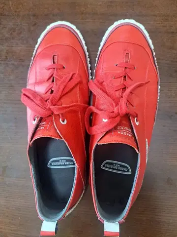 MAZDA ROADSTER 레드 스니커즈