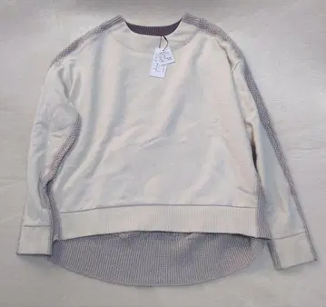 FAVORI 아이보리 후면부 리브 긴팔 상의 M