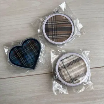 AKB48 의상전 가챠 팀8 의상 원단 키링 3세트