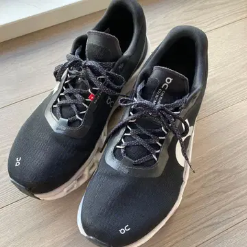 [ 하자품 ] On Cloudmonster 러닝화 블랙 27cm