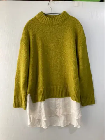 YECCA VECCA 라임 그린 니트 스웨터 사이즈 F