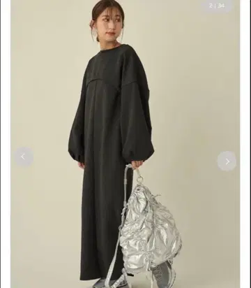 블랙 롱 원피스 볼륨 슬리브