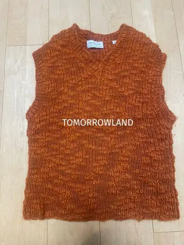 TOMORROWLAND 오렌지 V넥 니트 베스트