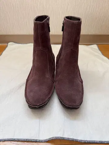 스웨이드 웨지힐 부츠 보르도 22.5cm