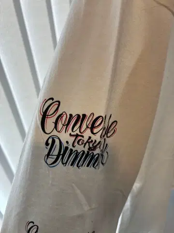 Converse 화이트 긴팔 티셔츠 DIMMAK