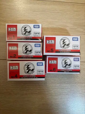 토미카 이벤트 모델 로드스터 포레스터 스텝 왜건 사쿠라