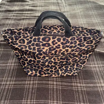 레오파드 무늬 토트백