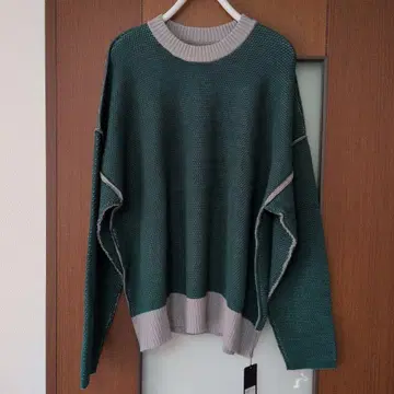 HARE. 그린과 그레이의 오버 사이즈 스웨터