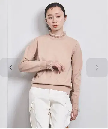 UNITED ARROWS 프릴 니트 새상품급