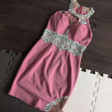 엔젤R 비즈 자수 핑크 타이트 드레스 M 사이즈