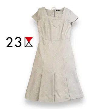 [새상품급] 23구 스퀘어넥 그레이 플레어 스커트 원피스