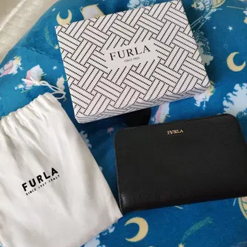 FURLA 블랙 가죽 접이식 지갑