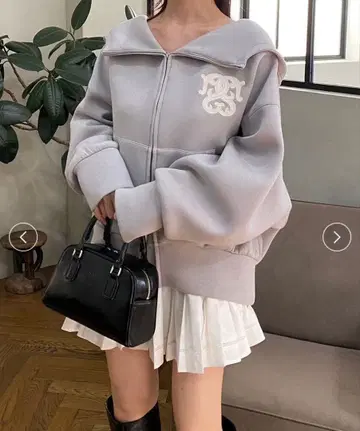 snidel 볼륨 후드티