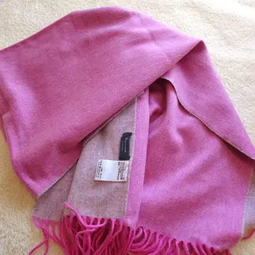 새상품급 인터모드 컬렉션 머플러 핑크 캐시미어 100% 카와베