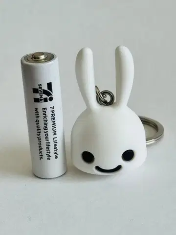 cune 입체 토끼 러버 키링