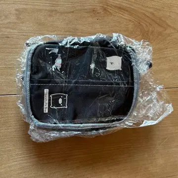 산엑스 모노크로부 파우치 레트로