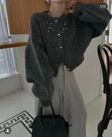 Willfully 스터드 비쥬 볼륨 슬리브 니트