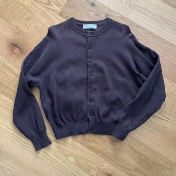 Nouvelle du paradis    가디건