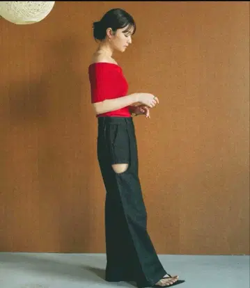 VANNIE U 사이드 컷 아웃 데님
