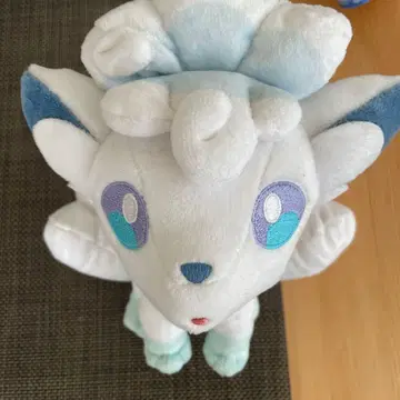 알로라 식스테일 봉제 인형