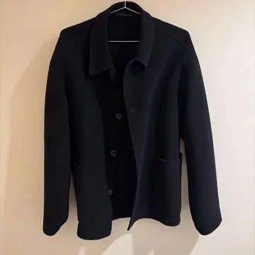 울 블랙 자켓 버튼 포함