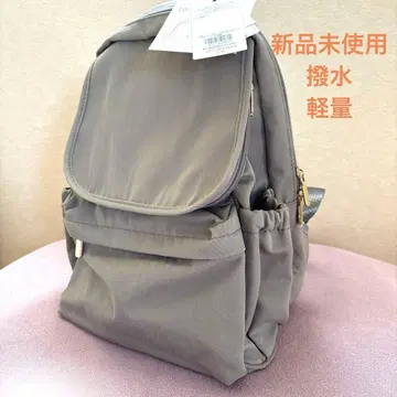 Opaque Clip 그레이 백팩