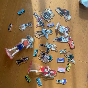 아크릴 스탠드 15개 이상 세트