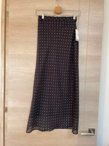 [ 택 포함 새상품 ] IENA 도트 무늬 플레어 롱 스커트