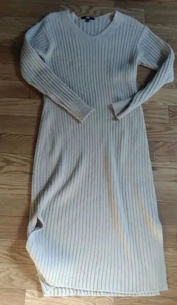 UNIQLO 베이지 리브 롱 원피스 S