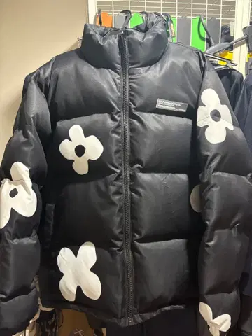 harsh and cruel 다운 자켓