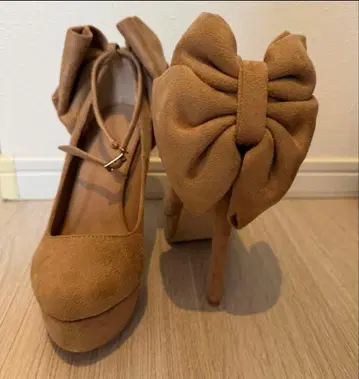 미사용 리본 앵클 스트랩 펌프스 L