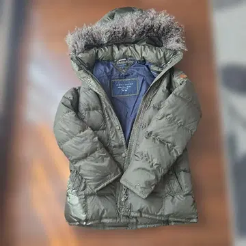 TOMMY HILFIGER 후드 부착 다운 자켓